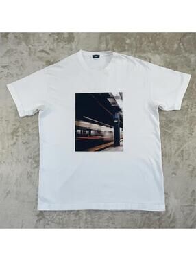 KITH Express Train Tee - White T Shirt Size Men’s Medium EUC